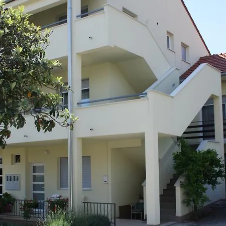 Apartment Martina Sun Zadar