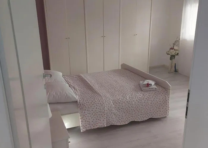 Martina Sun Lejlighed *