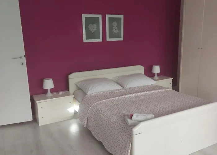 Martina Sun Lejlighed *