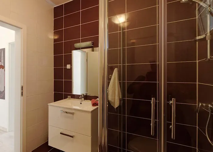 Martina Sun Lejlighed